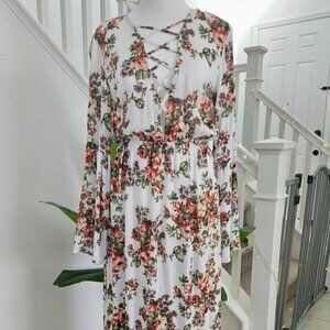 🌸 Chic & Modest Maxi Dress – New with Tags!